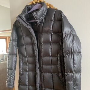 The North Face Women's Charcoal Gray Puffer Jacket Size S/P